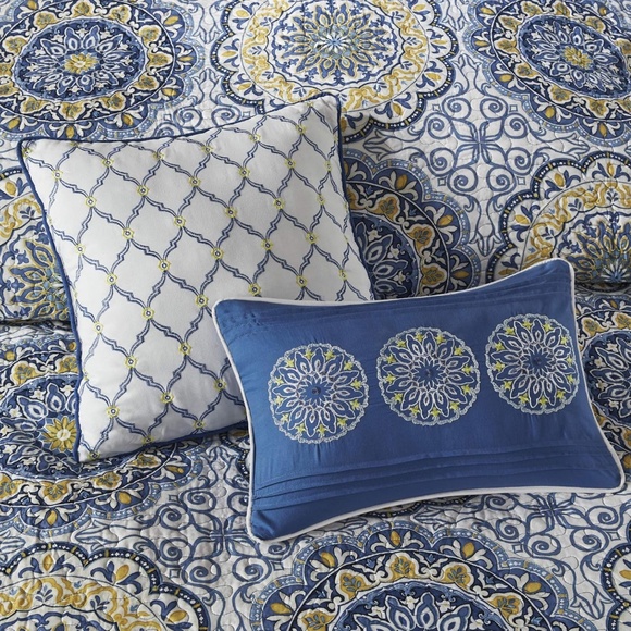 Madison Park Other - Madison Park Tangiers Quilt Modern Classic Design All Season